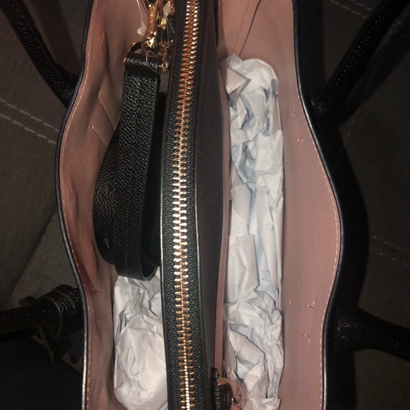 Kate Spade Margaux Spade Stud - Picture 4 of 7